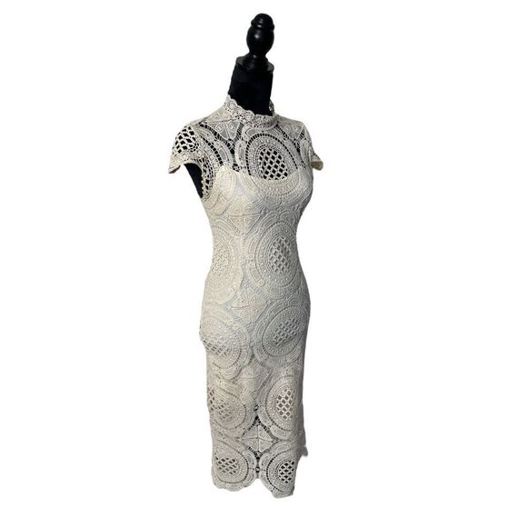 Romeo & Juliet Couture Crochet Lace Vintage Flair Dress Size Medium - Picture 6 of 16